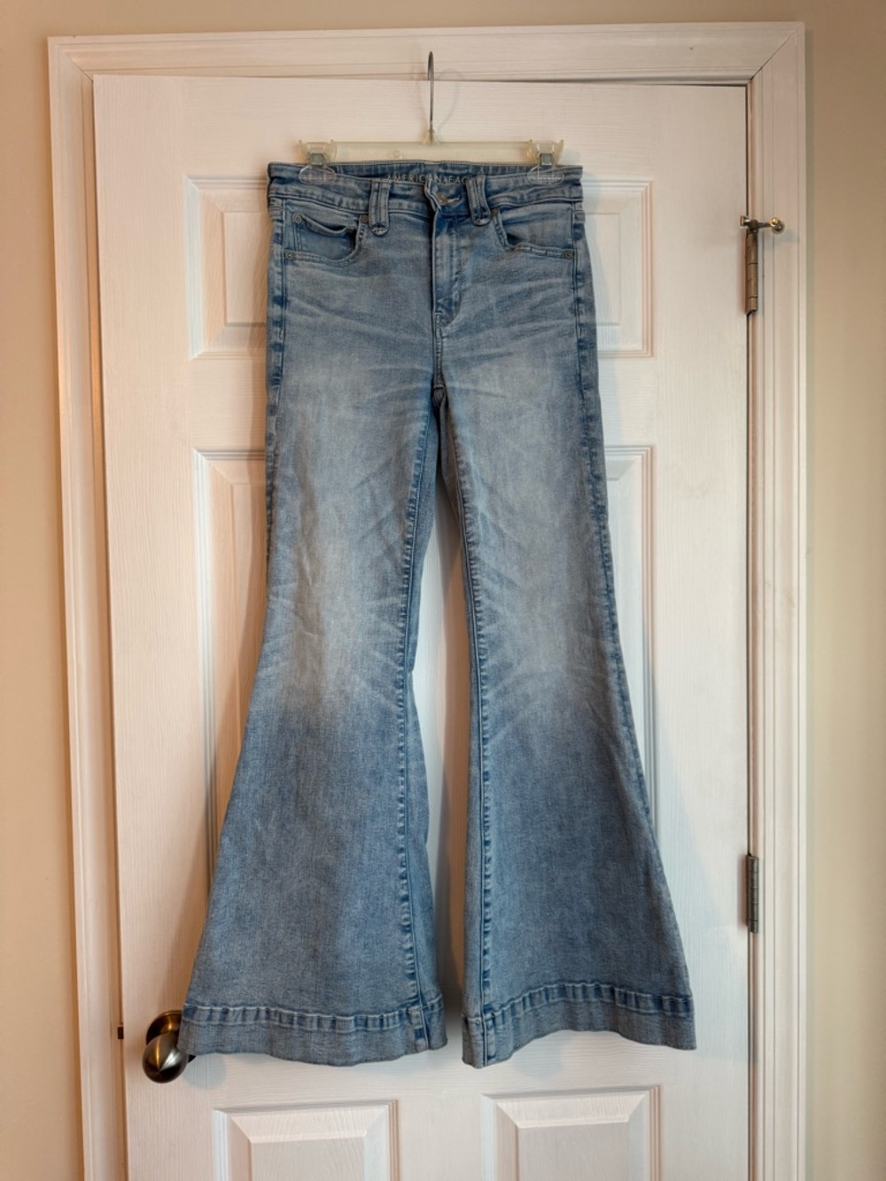 American Eagle Flared Women’s Jeans